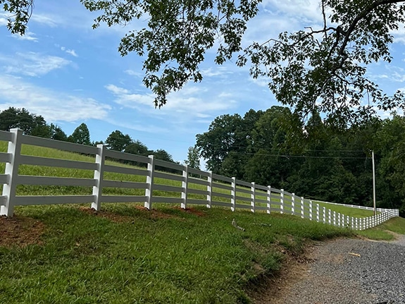 Vinyl Fence Installation | Rail Fence Installation | Vinyl Fence Company | King's Fencing & Decking