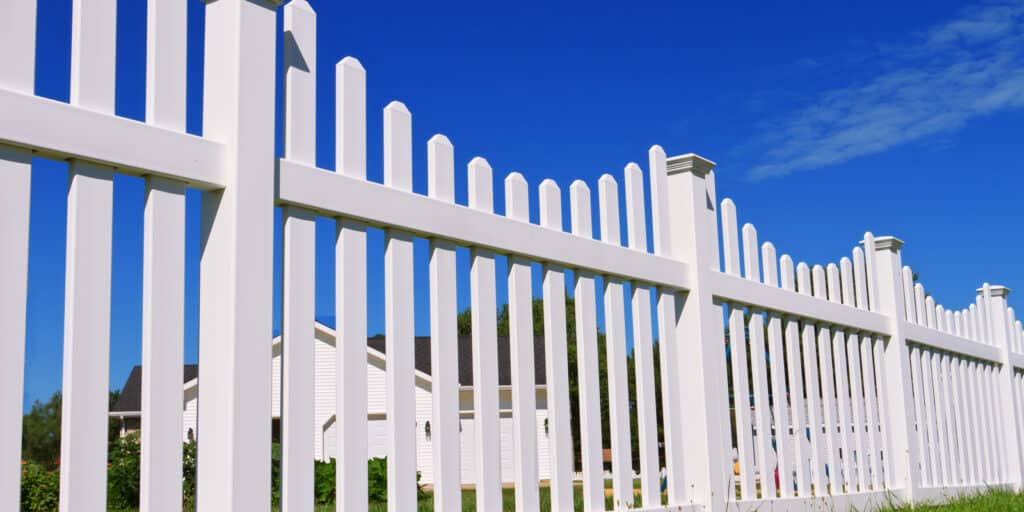 vinyl fence